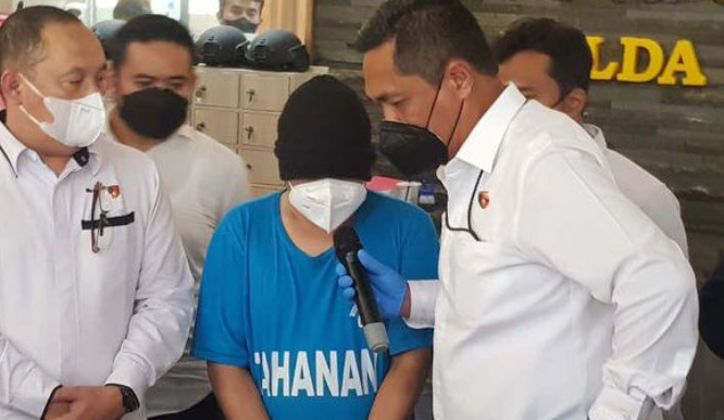 Pedangdut dan Selebgram TE dan WN Brasil Ditangkap di Semarang Terkait Prostitusi